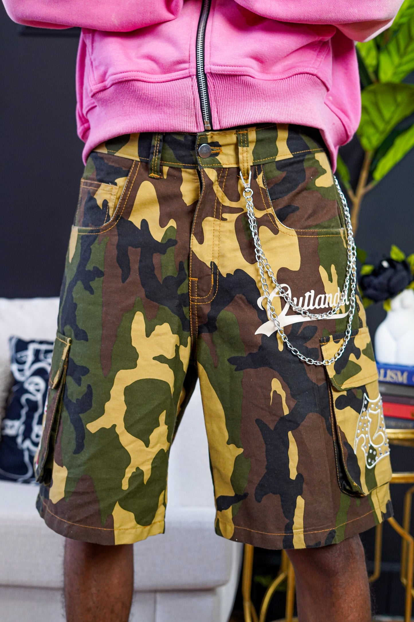ARMY CAMO CARGO SHORTS