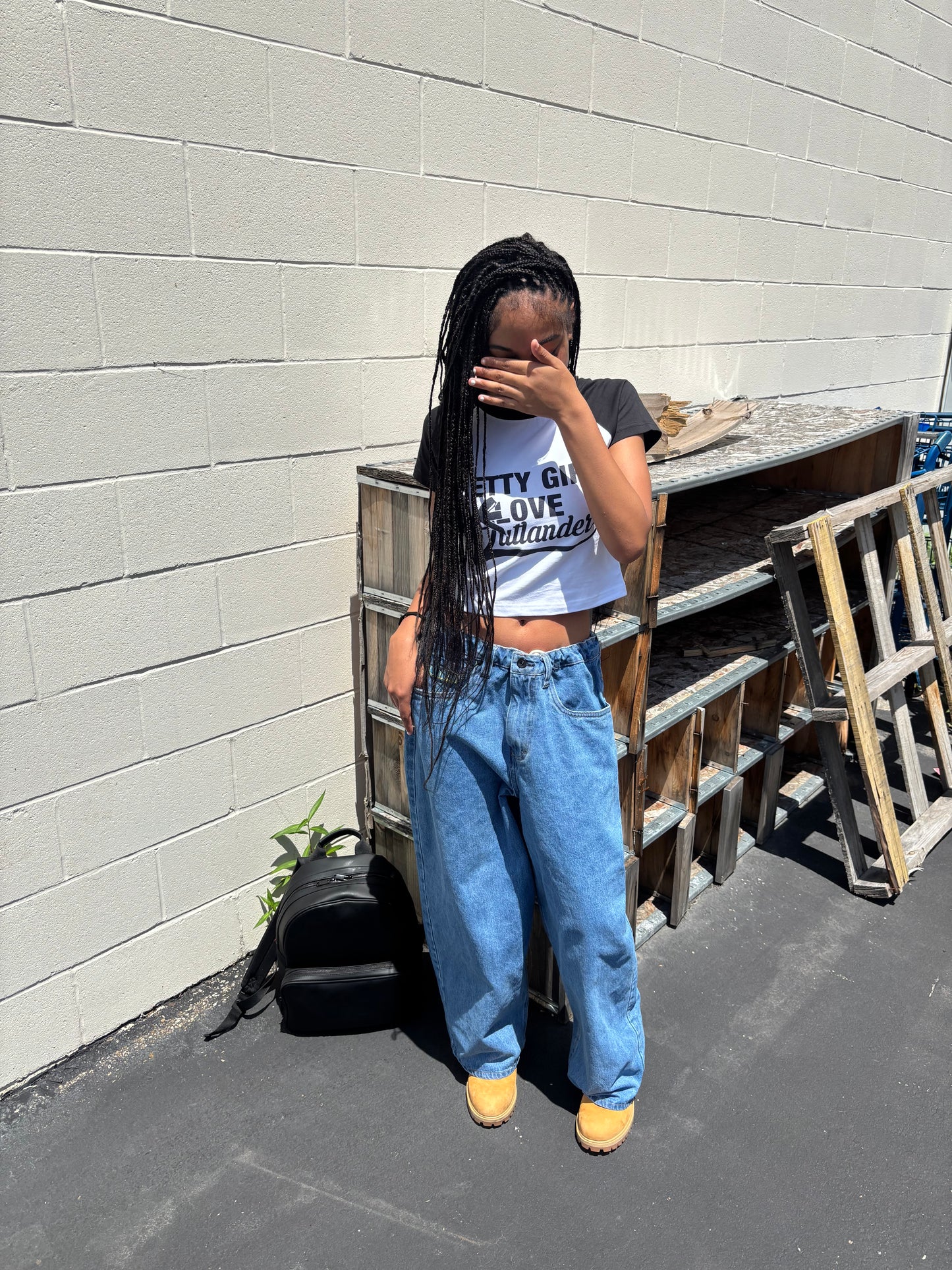 PRETTY GIRL FEMALE CROP TEE (BLACK)