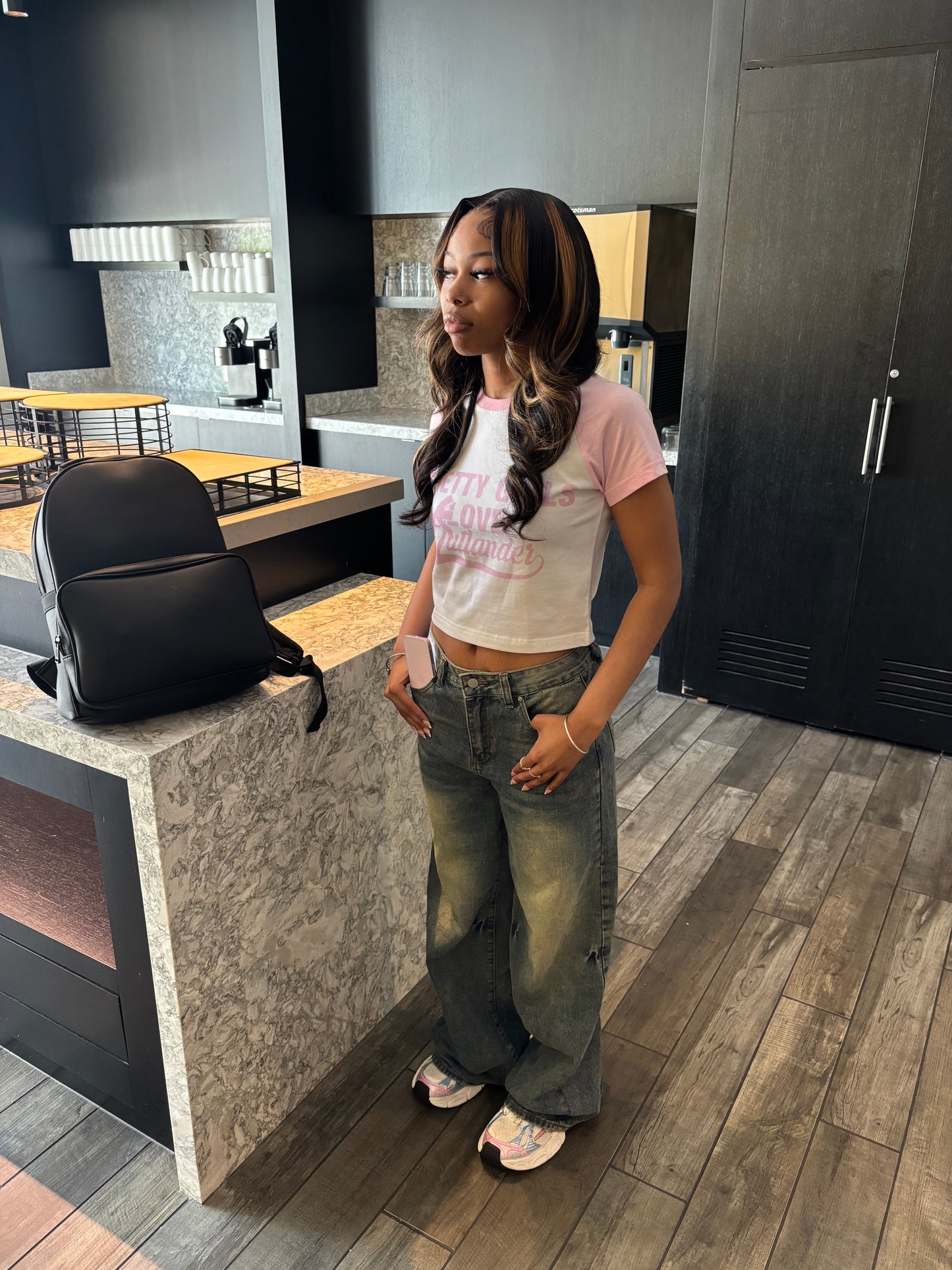 PRETTY GIRL FEMALE CROP TEE (PINK)