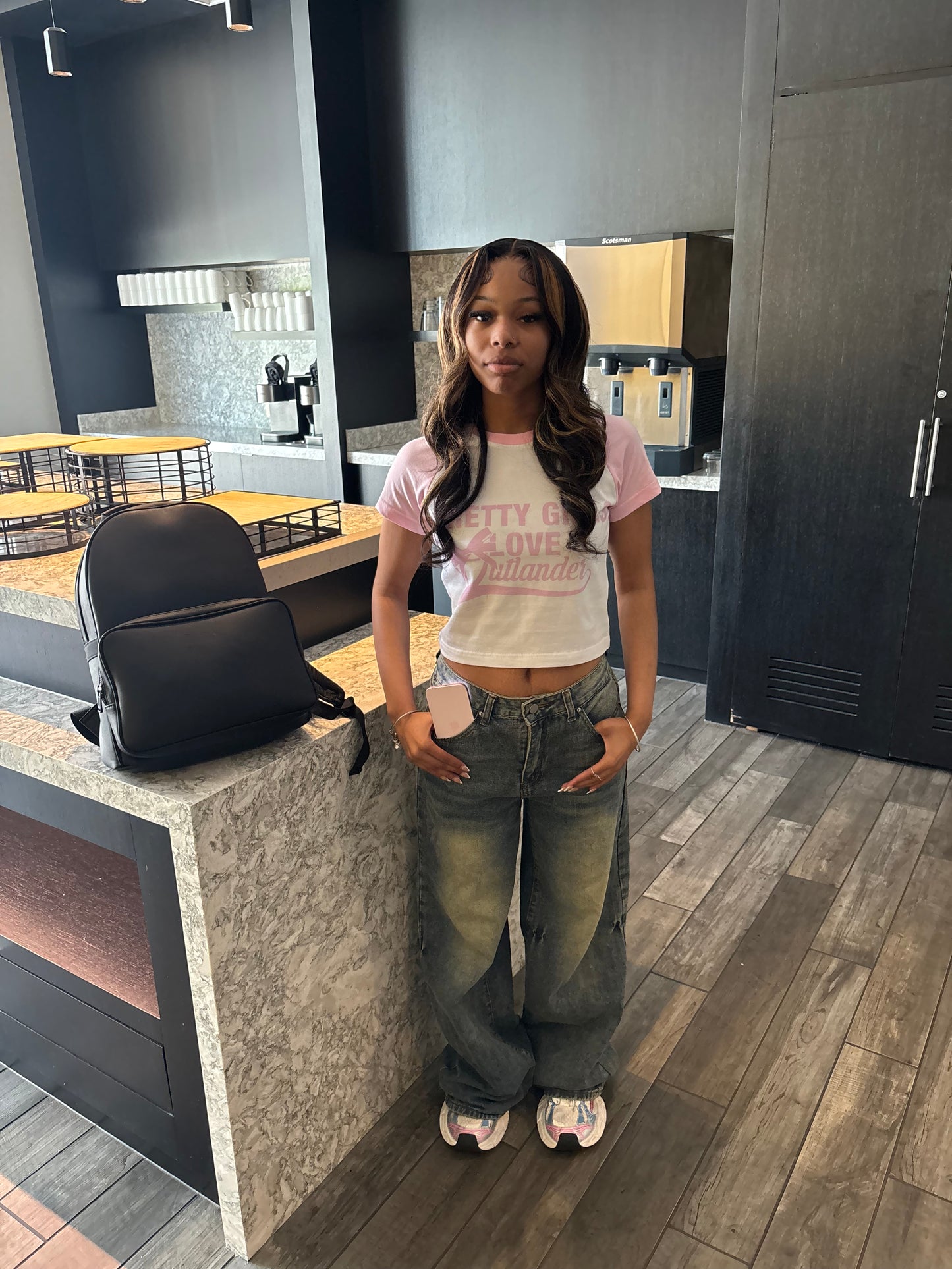 PRETTY GIRL FEMALE CROP TEE (PINK)