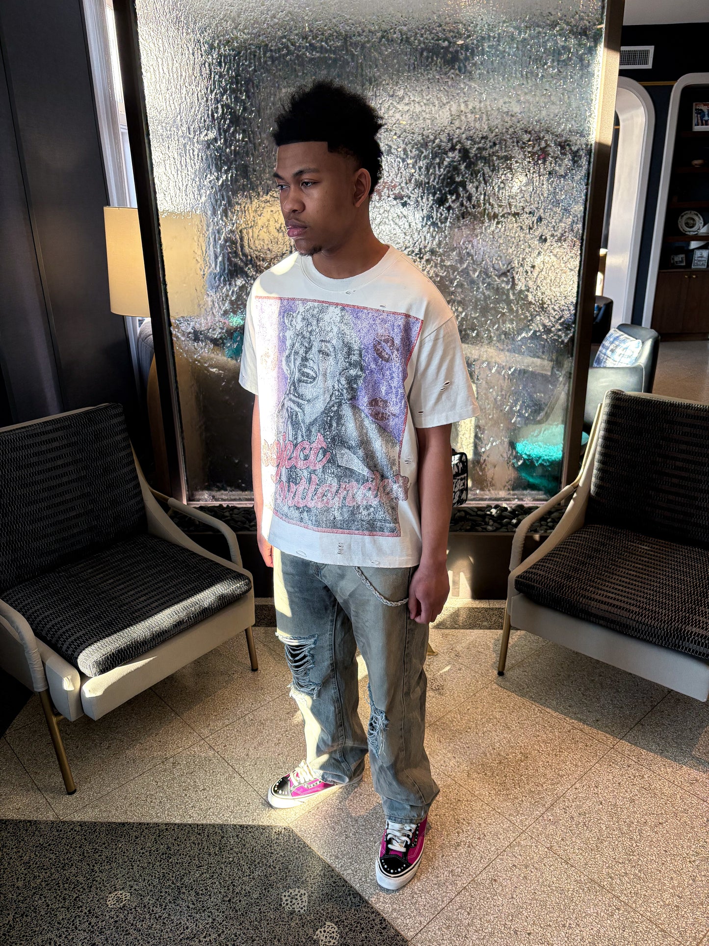 "KISS THE CHOAS" VINTAGE TEE